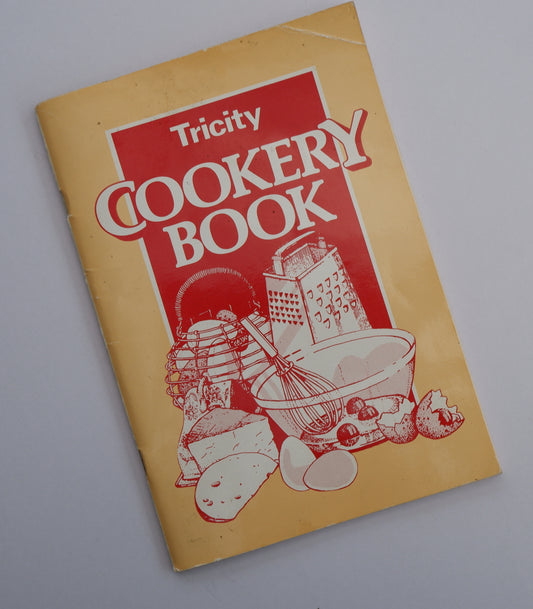 Cookery Book - ‎ TRICITY DOMESTIC APPLIANCES LTD (1 Jan. 1966)